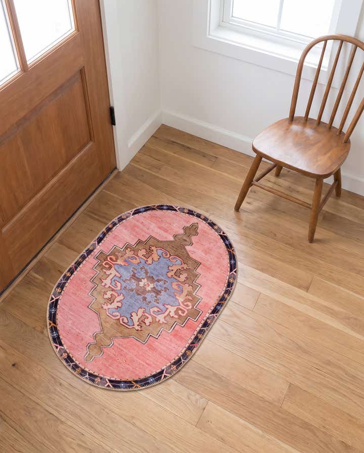 2' x 3' Washable Timeless Oval Rug