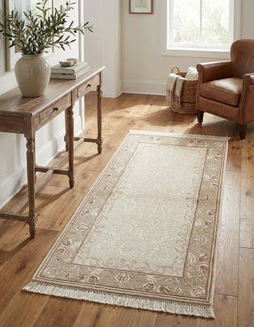 2' 7 x 4' 11 Hand Knotted Darya Wool Rug
