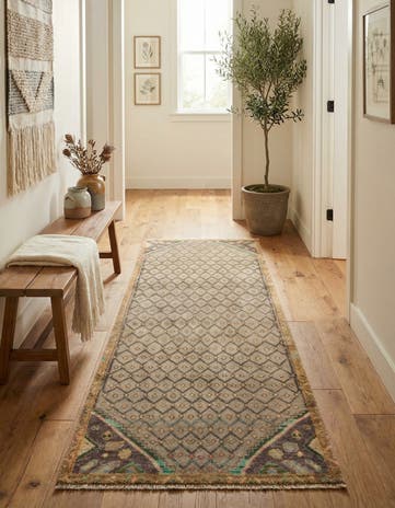 2' 10 x 6' 2 Hamedan Rug