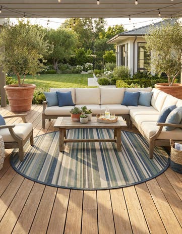 10' x 10' Easy-Clean Baja Indoor / Outdoor Round Rug
