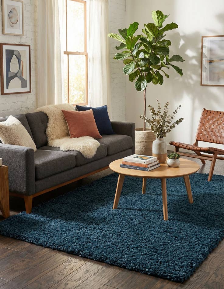 Detail image of  1' x 1' Solid Shag Sample Rug