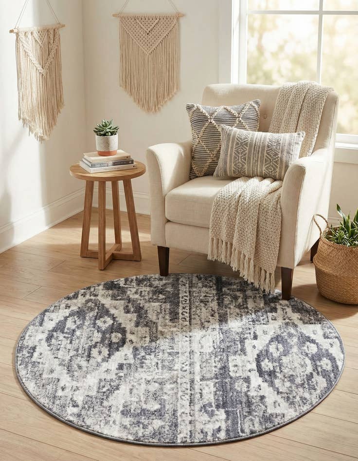 Detail image of  3' 3 x 3' 3 Vega Round Rug