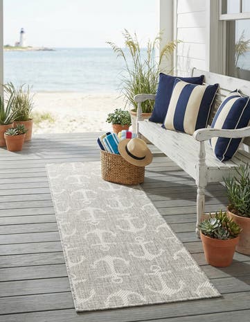 Gray Easy-Clean Coastal Indoor / Outdoor Runner Rug
