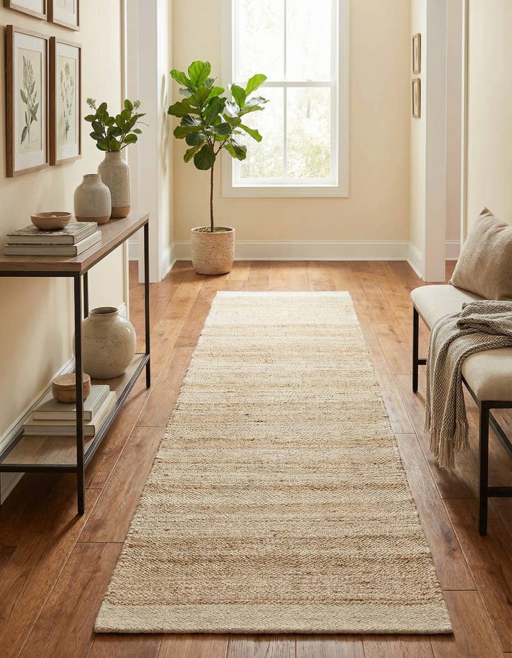 Detail image of 2' 7 x 10'  Hand Woven Lariat Runner Rug