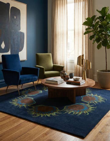 7' 6 x 7' 7 Luna Square Rug