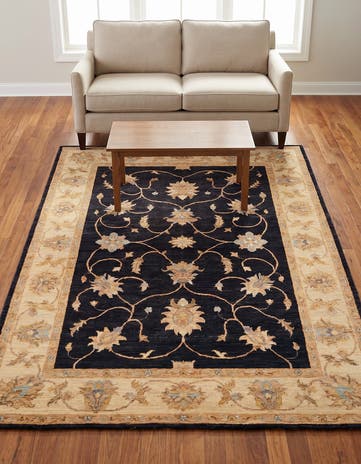 4' 11 x 6' 8 Hand Knotted Ziegler Rug