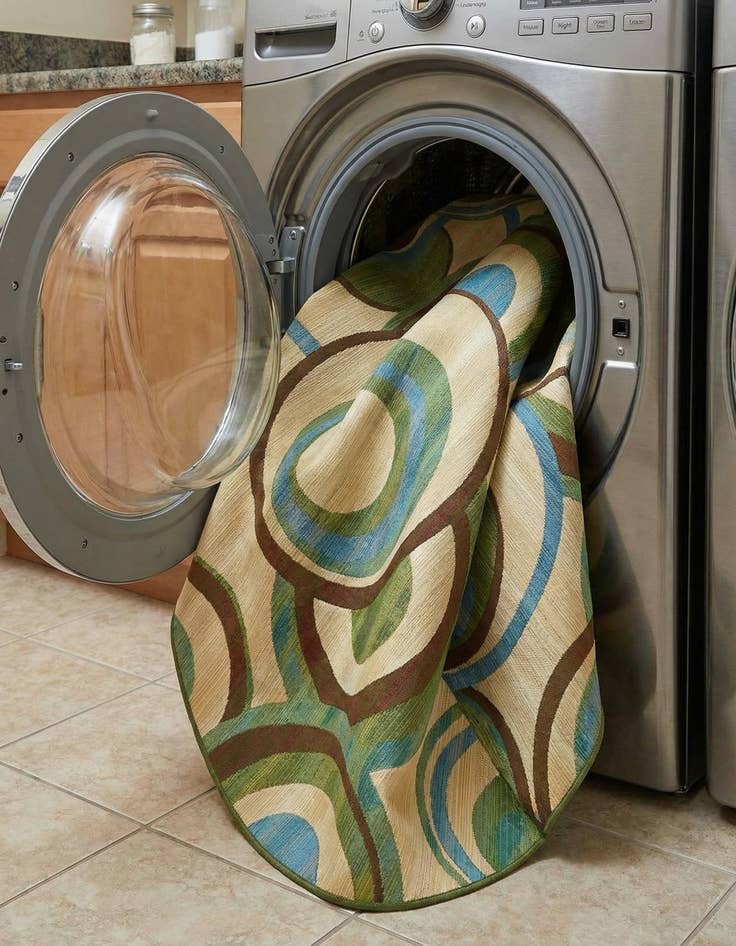 Detail image of  8' x 8'  Washable Modern Indoor / Outdoor Round Rug