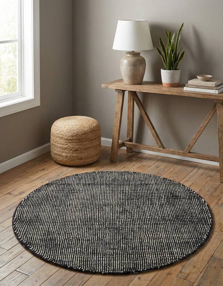 Detail image of 3' 1 x 3' 1  Hand Woven Jill Zarin English Manor Farmhouse Wool Round Rug