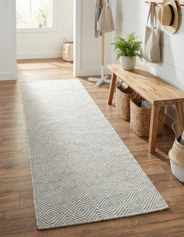 Gray Hand Woven Geo Trellis Flatweave Runner Rug