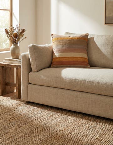 2' 5 x 2' 6 Hand Woven Pillow Wool Square Rug