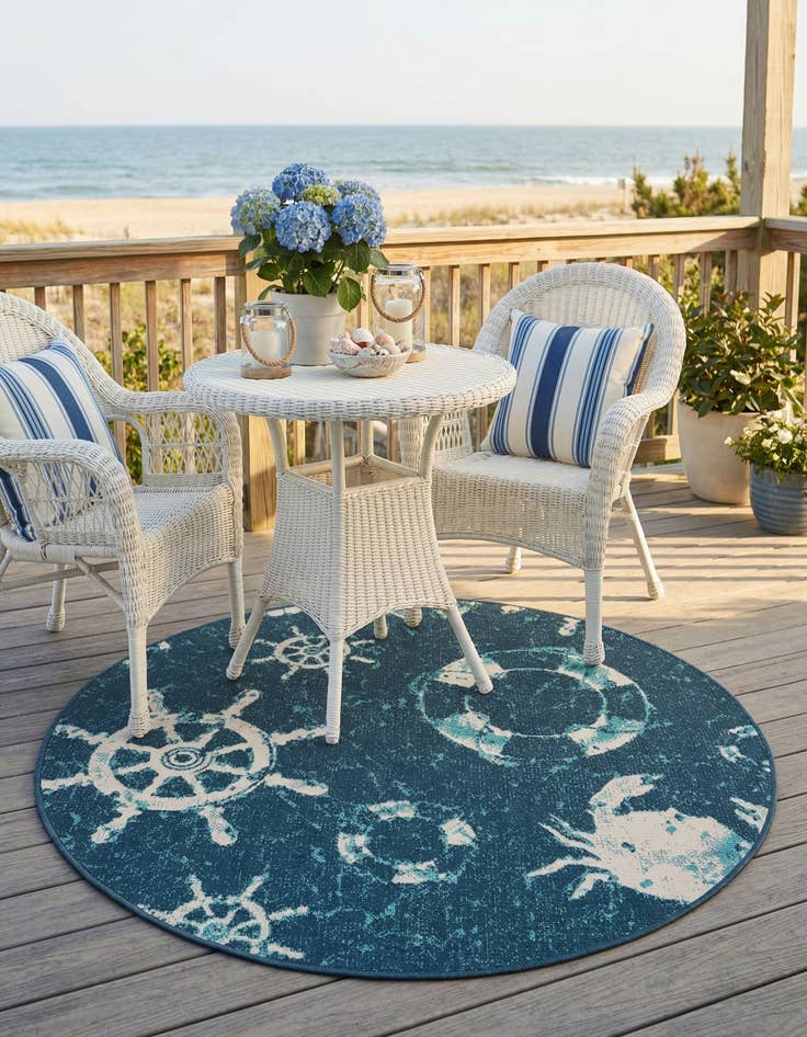 Detail image of 4' x 4'  Washable Coastal Indoor / Outdoor Round Rug