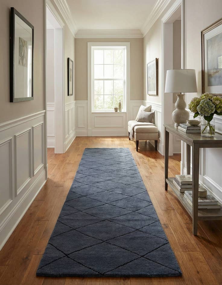 Detail image of 2' 6 x 14' Hand Knotted Darya Wool Runner Rug