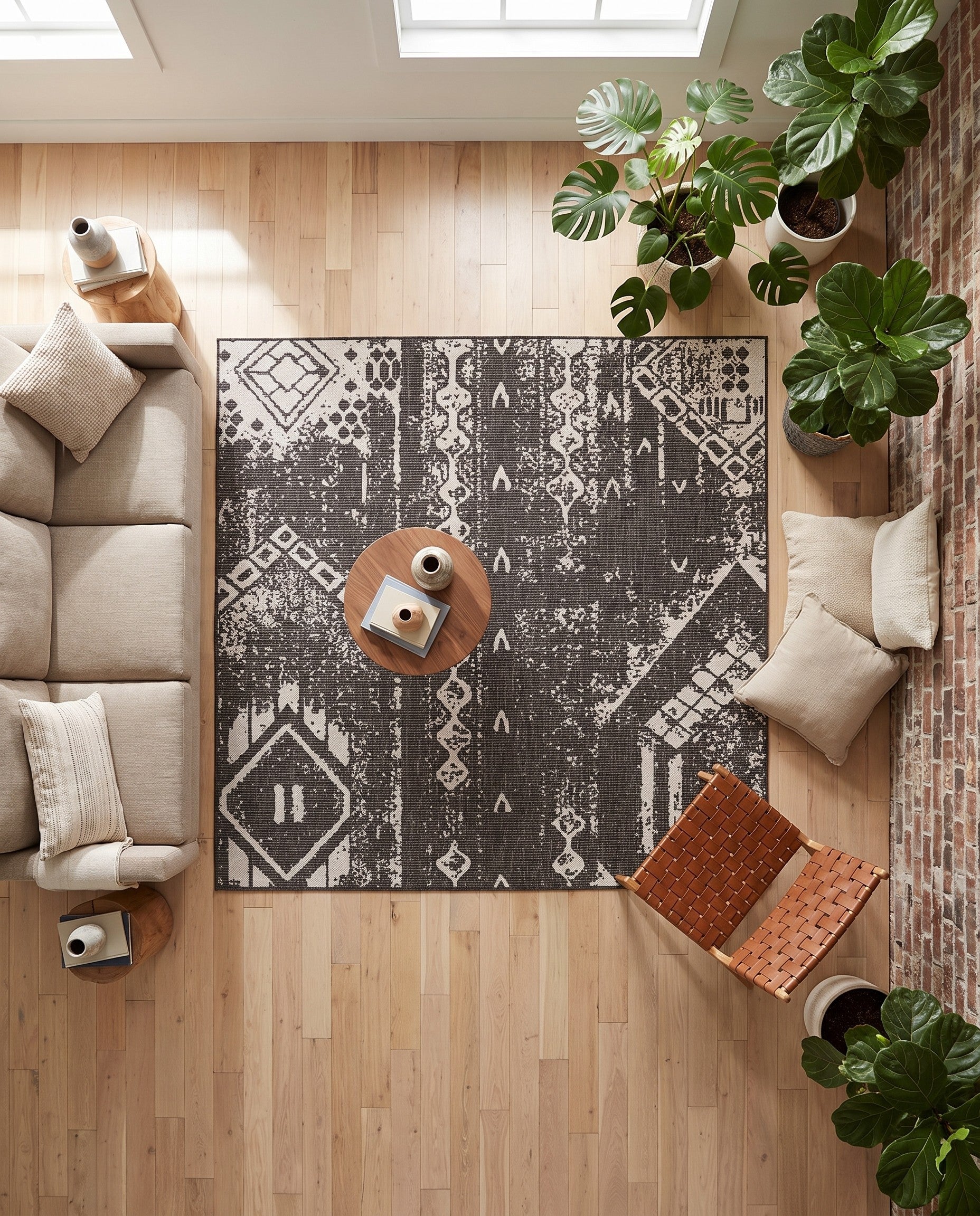 7' x 7' Easy-Clean Bohemian Indoor / Outdoor Square Rug