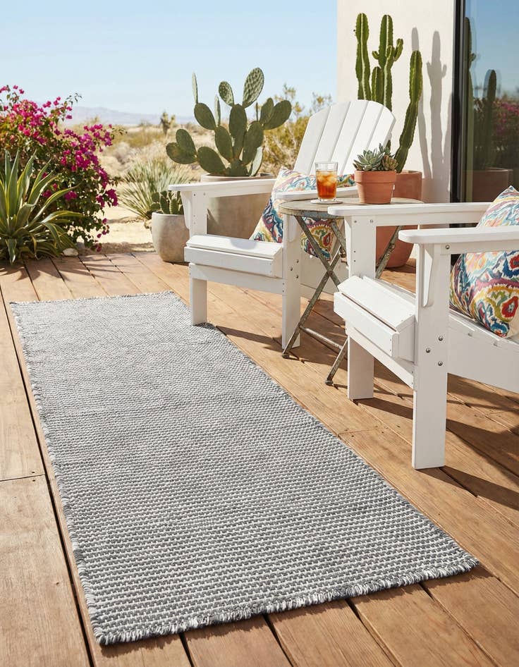 Detail image of 2' x 4' 1  Washable Jill Zarin Palm Springs Indoor / Outdoor Runner Rug