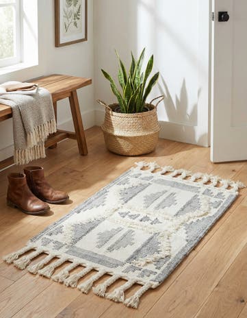Gray and White Hand Woven Arizona Wool Rug