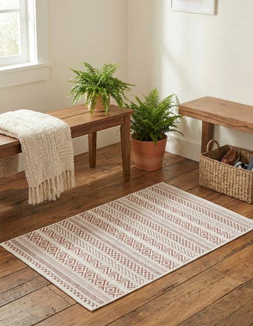 2' x 3' Easy-Clean Ribbon Indoor / Outdoor Rug