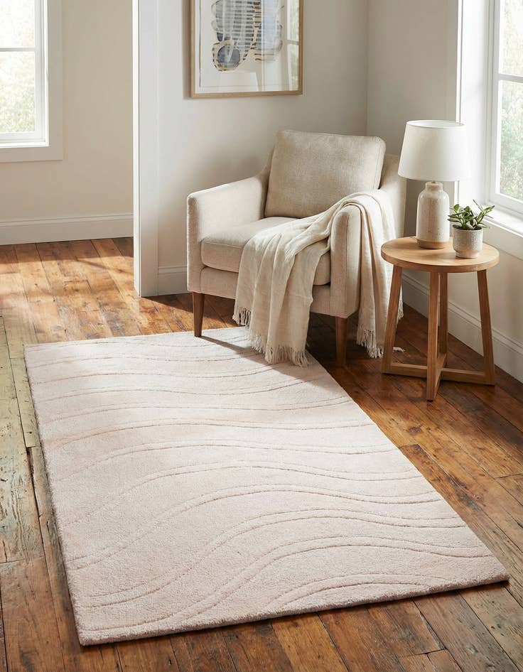 Detail image of  2' 8 x 4' 11  Hand Knotted Darya Wool Rug