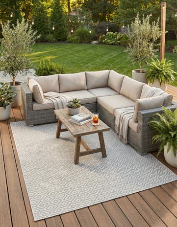 7' x 10' Easy-Clean Jill Zarin Costa Rica Indoor / Outdoor Rug