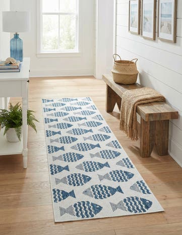 2' x 8' Easy-Clean Coastal Indoor / Outdoor Runner Rug
