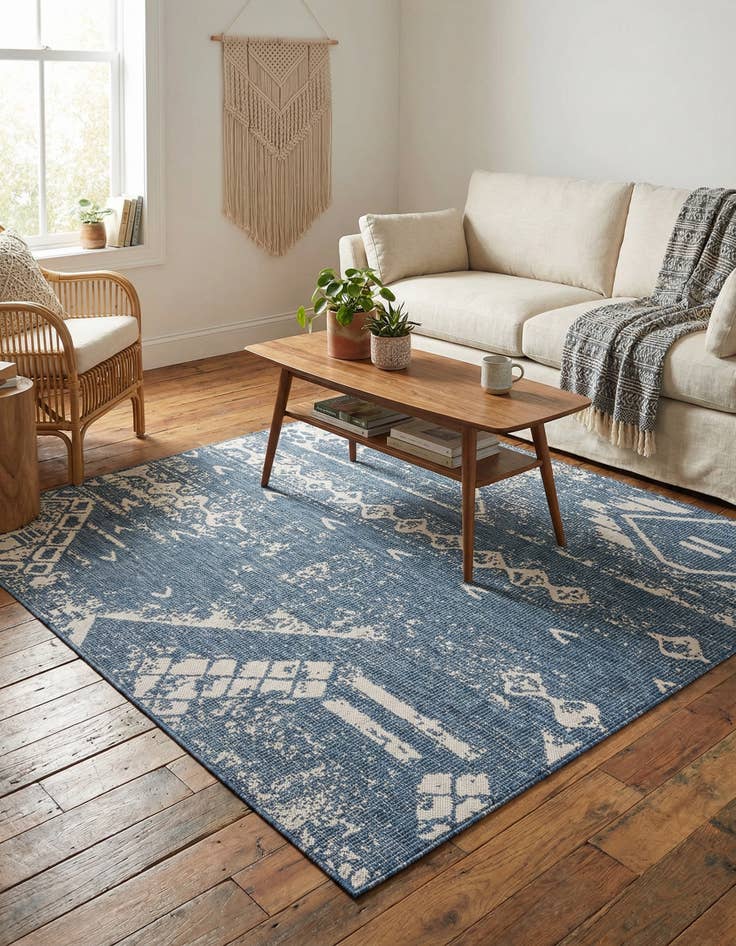 Detail image of 7' x 7'  Washable Bohemian Indoor / Outdoor Square Rug