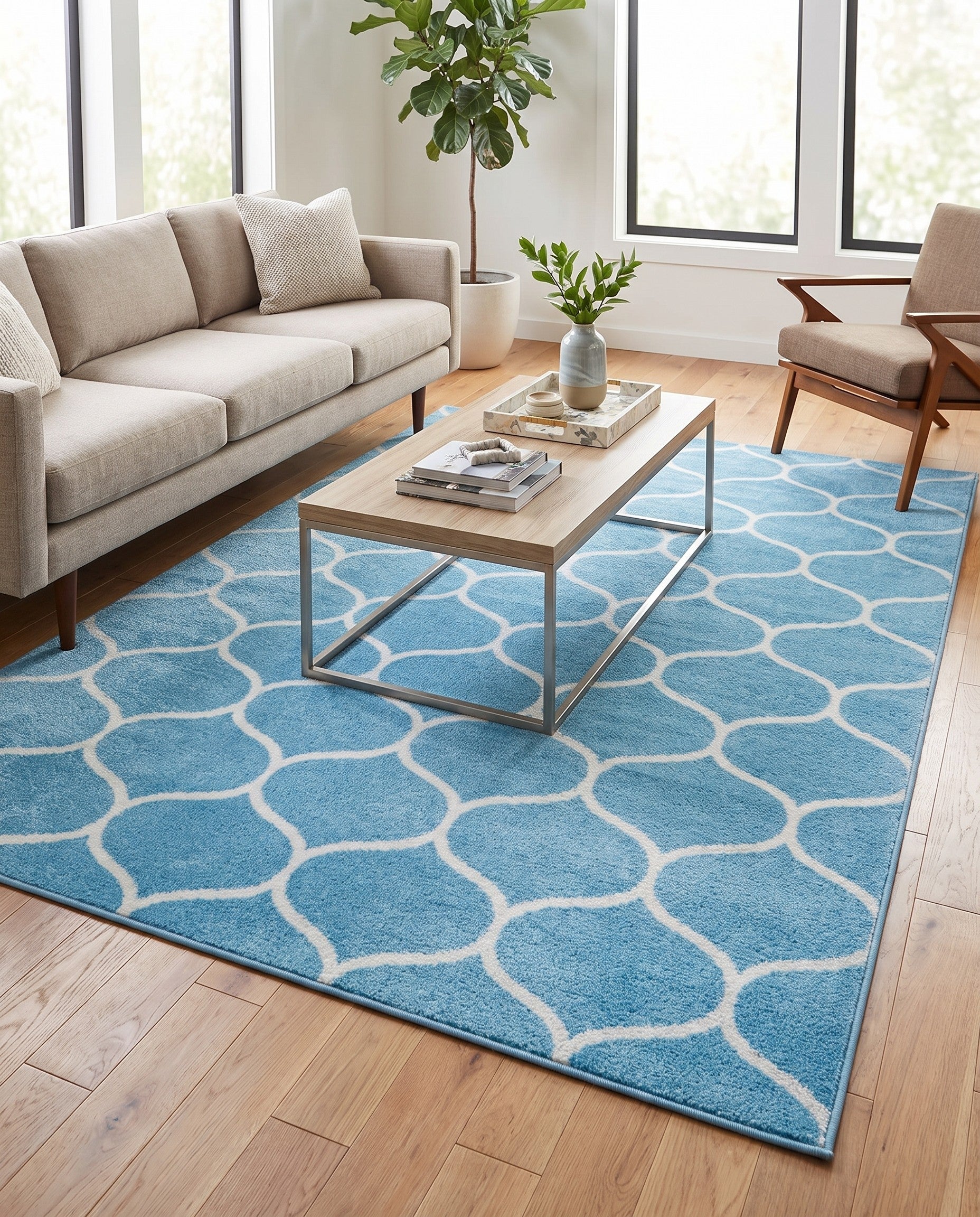 7' 10 x 10' Lattice Frieze Rug