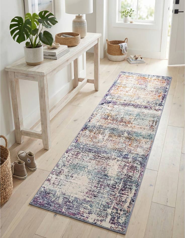 Detail image of 2' 7 x 9' 10 Malibu Runner Rug