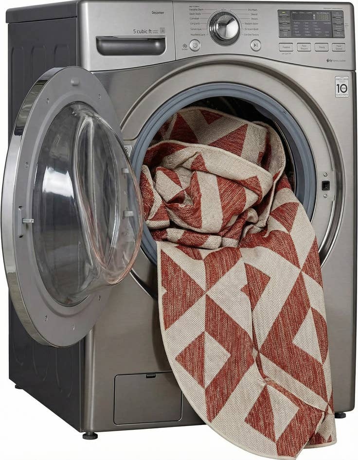 Detail image of 5' 3 x 8'  Washable Jill Zarin Napa Indoor / Outdoor Oval Rug