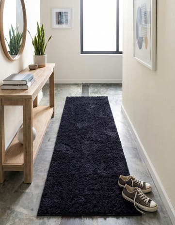 2' 7 x 10' Solid Shag Runner Rug