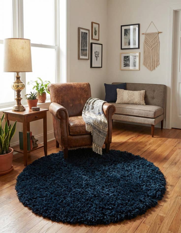 Detail image of  3' 3 x 3' 3 Marilyn Monroe™ Shag Round Rug