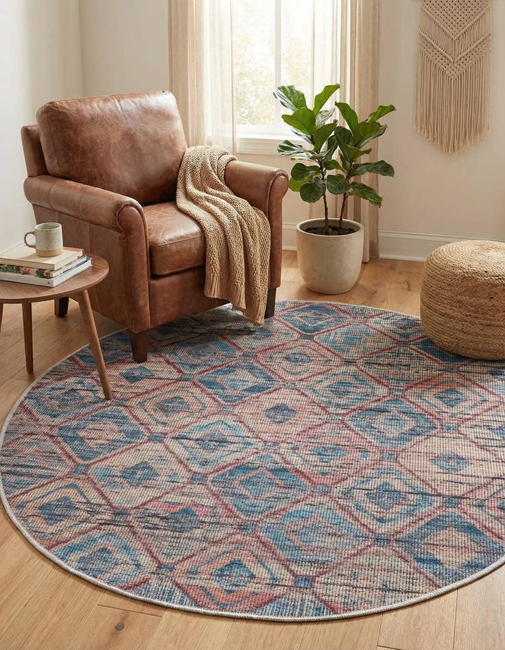 Detail image of  4' x 4'  Washable Sisu Round Rug