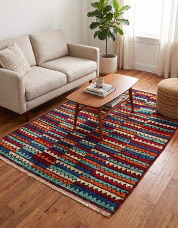 4' 2 x 5' 9 Hand Knotted Moroccan Wool Rug