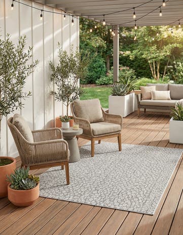 5' 3 x 8' Easy-Clean Safari Indoor / Outdoor Rug