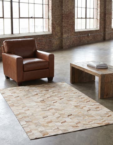 3' 11 x 5' 10 Cowhide Stocks Rug