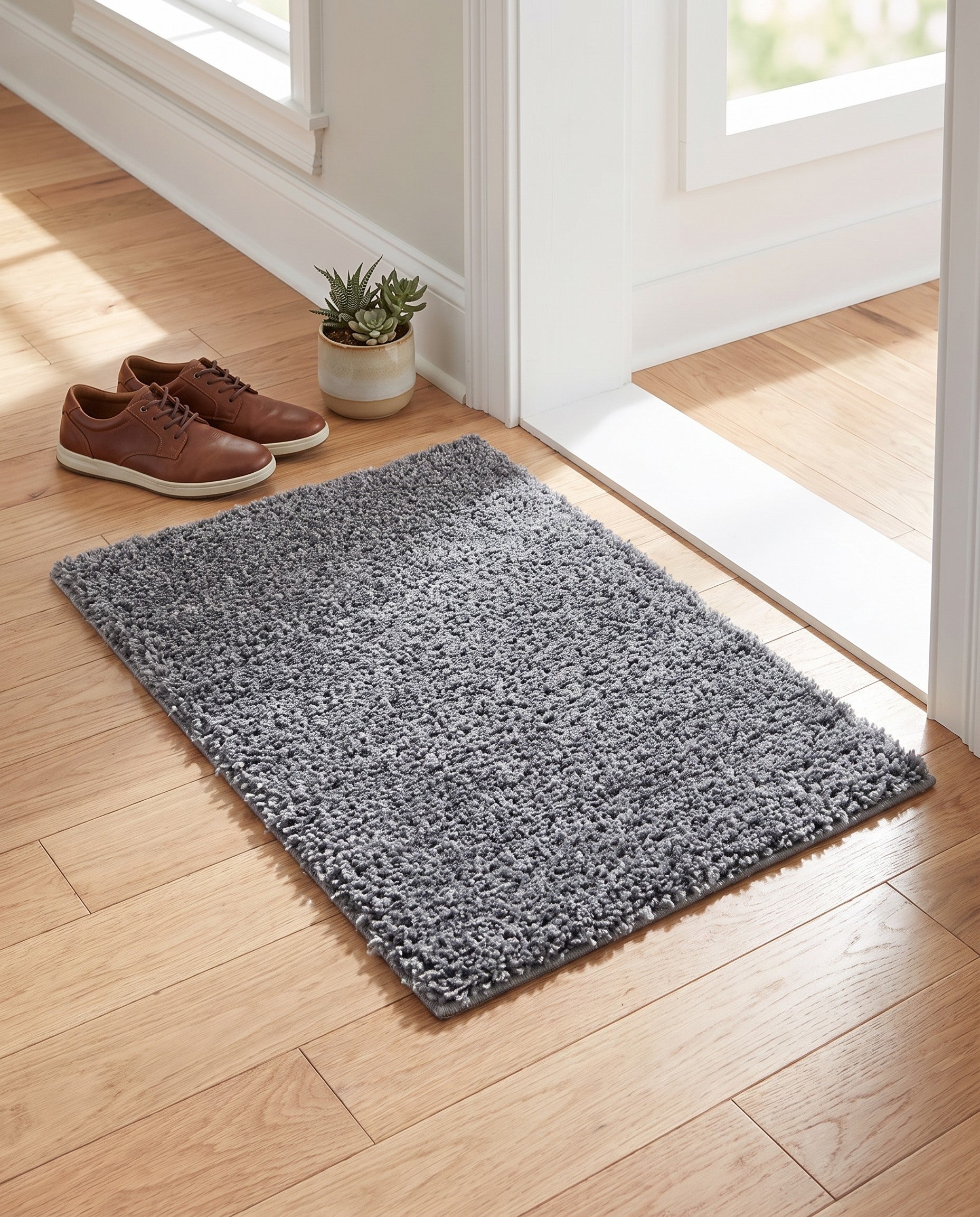 2' x 3' Soft Solid Shag Rug