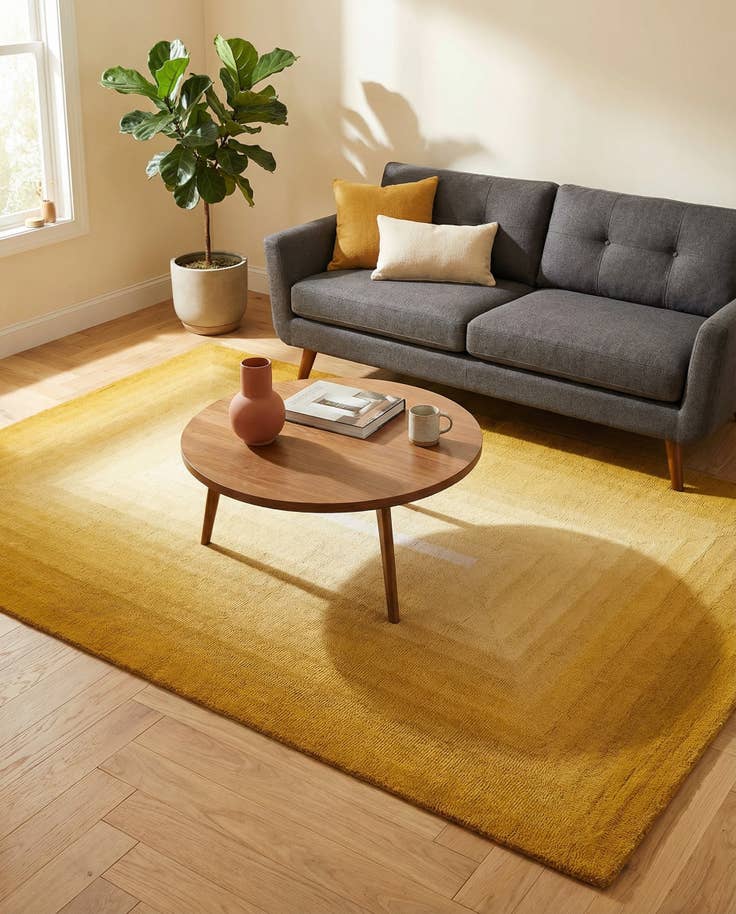 Detail image of 5' 1 x 8' Ombre Wool Rug