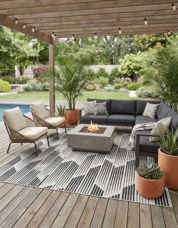 13' x 13' Easy-Clean Modern Indoor / Outdoor Square Rug