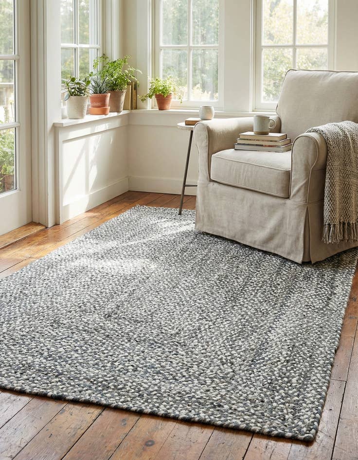 Detail image of  4' 8 x 6' 6  Hand Braided Chindi Rug