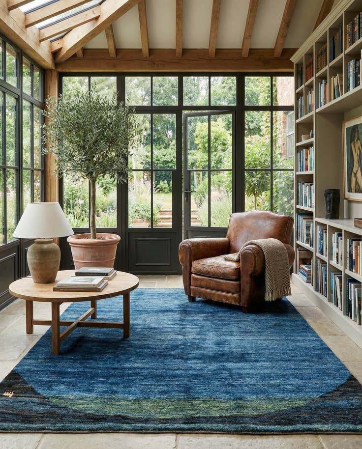 Detail image of 8' 7 x 10' 9 Hand Knotted Shiraz-Gabbeh Persian Wool Rug