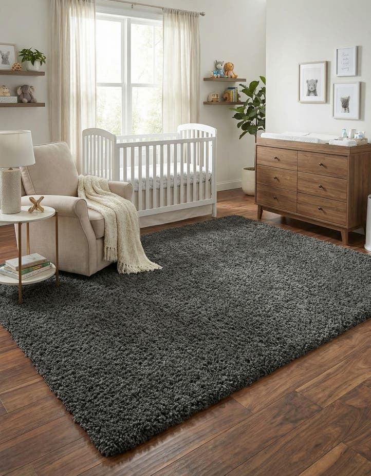 10' x 13' Solid Shag Rug