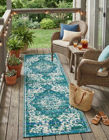 2' x 6' Easy-Clean Vista Breeze Indoor / Outdoor Runner Rug