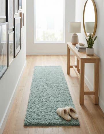 2' 7 x 10' Soft Solid Shag Runner Rug