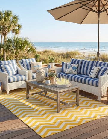 Yellow Easy-Clean Coastal Indoor / Outdoor Rug