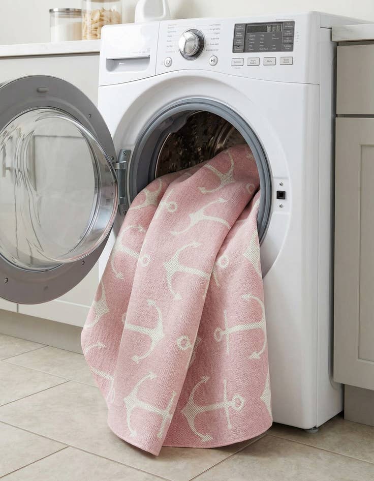 Detail image of 7' 10 x 10'  Washable Coastal Indoor / Outdoor Oval Rug