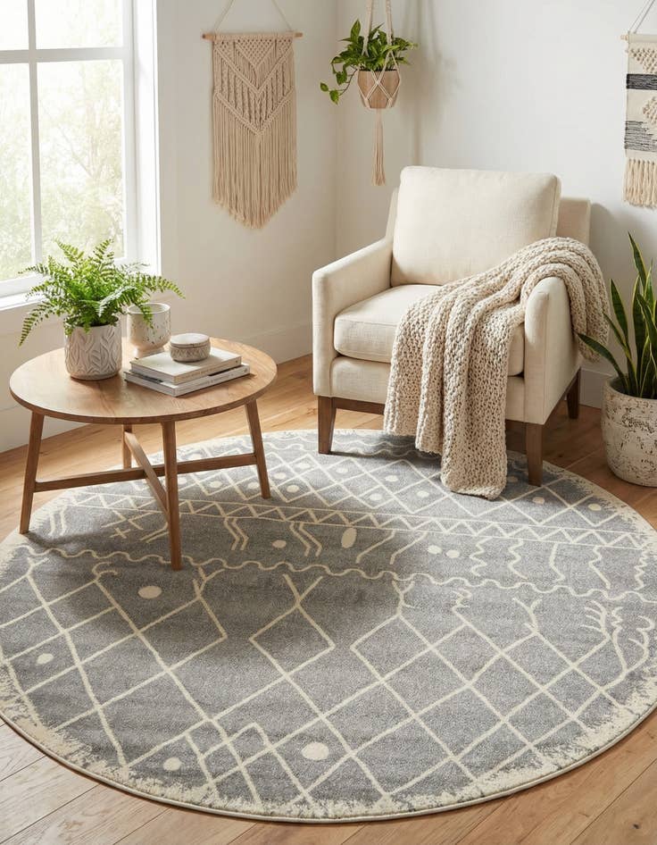 Detail image of 8' x 8' Tangier Round Rug