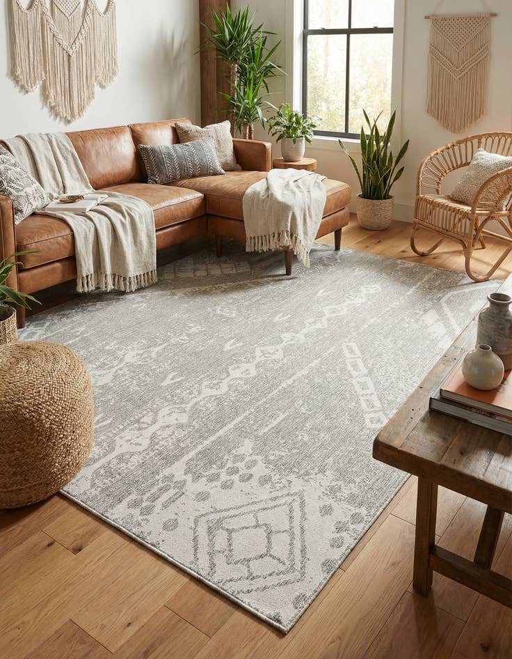 Detail image of 7' 10 x 10' Easy-Clean Bohemian Indoor / Outdoor Rug