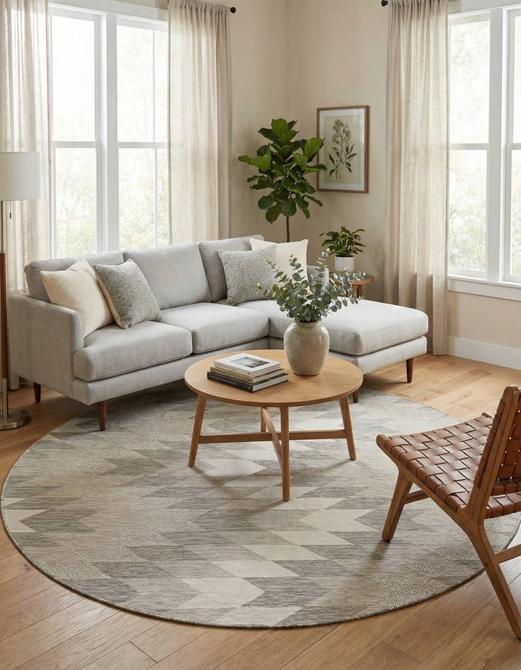 Detail image of 7' 10 x 7' 10 Easy-Clean Modern Indoor / Outdoor Round Rug