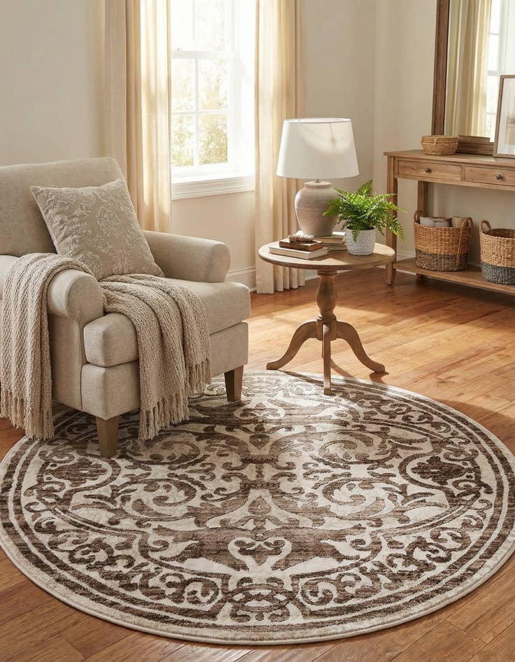 Detail image of 4' x 4' Hermitage Round Rug