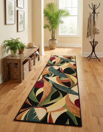 Easy-Clean Botanical Indoor / Outdoor Runner Rug