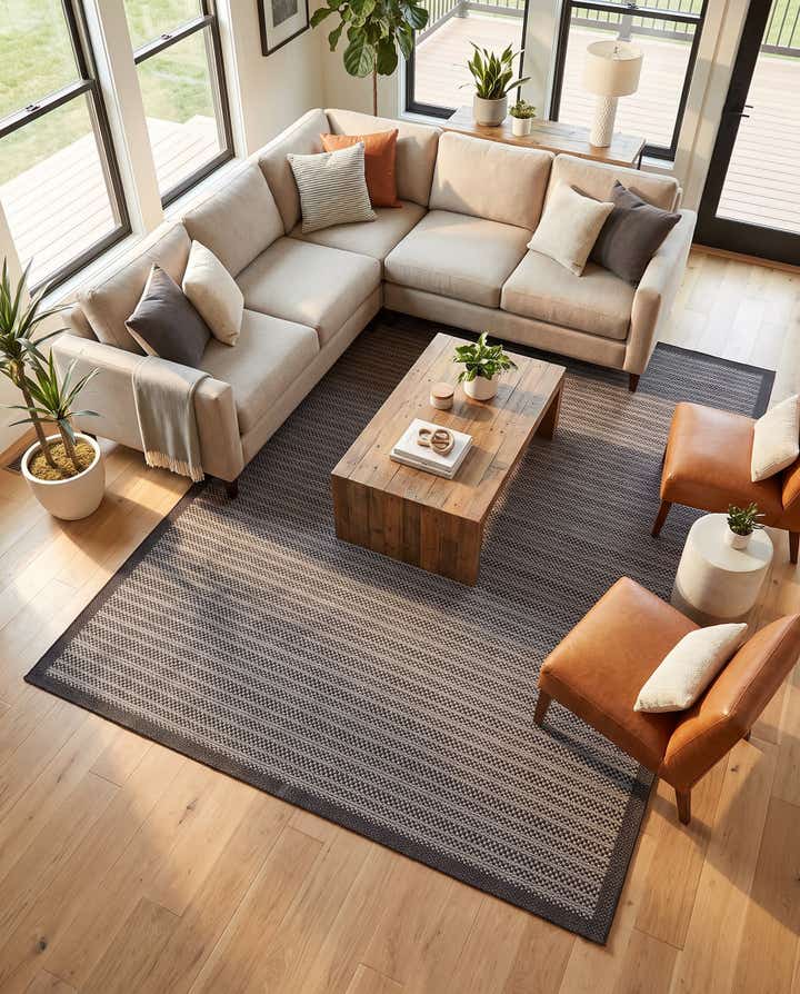 9' x 12' Easy-Clean Border Indoor / Outdoor Rug