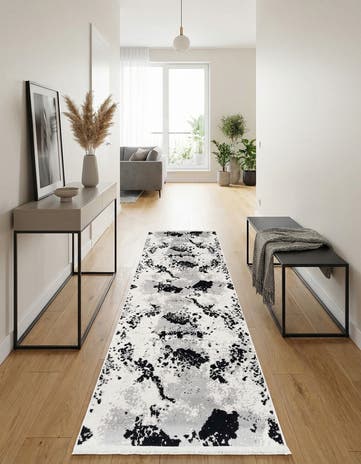 Black and White Milano Runner Rug